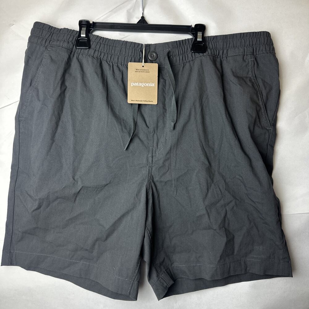 Patagonia Men's Size large Nomader Volley Shorts black57175 SP24